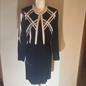 Chic Long Sleeve Navy and White Dress